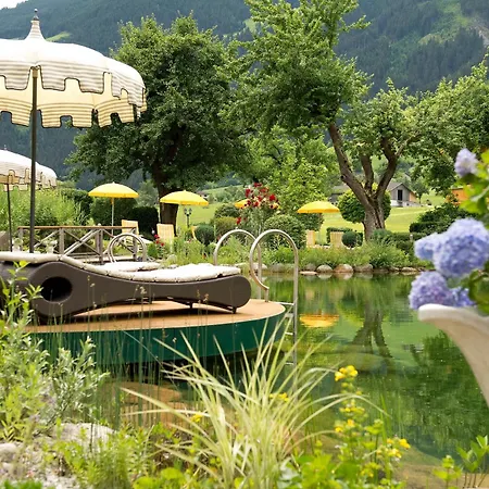 Landgut Zapfenhof Hotel 4*