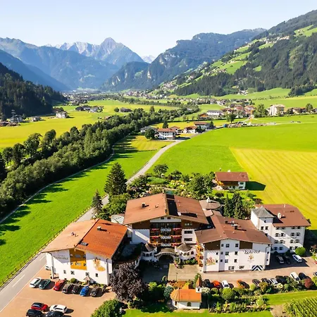 Landgut Zapfenhof 4*