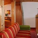 Landgut Zapfenhof Hotel 4*