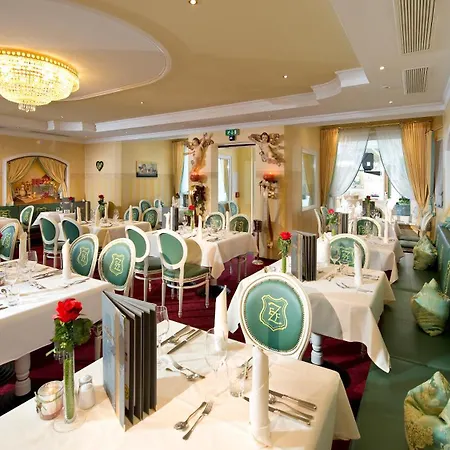 호텔 Landgut Zapfenhof 4*
