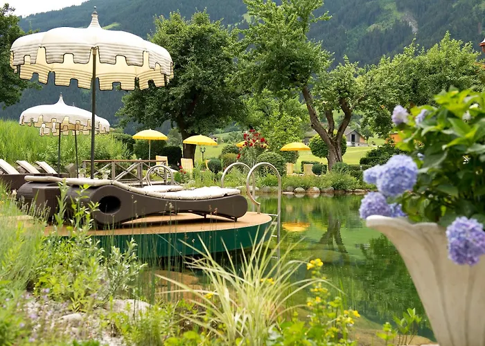 Landgut Zapfenhof Hotel 4*