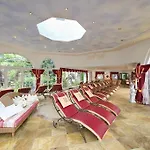 Landgut Zapfenhof Hotel 4*